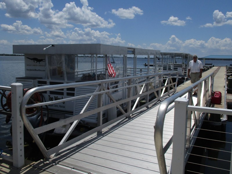 4th Avenue Docks in Mount Dora, FL where the Rusty Anchor boats Tiki and Too Wendy are located